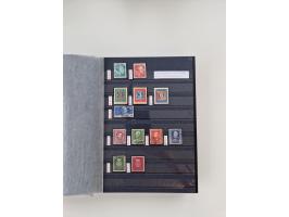 1920/2001, postfrischer, ungebrauchte und gestempelter Bestand in 8 großen Kartons, dabei Sammlungen Bund mit Posthorn, Berli