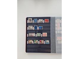 1920/2001, postfrischer, ungebrauchte und gestempelter Bestand in 8 großen Kartons, dabei Sammlungen Bund mit Posthorn, Berli