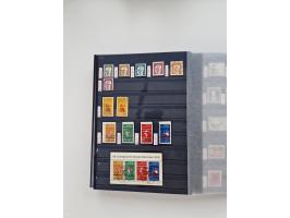 1920/2001, postfrischer, ungebrauchte und gestempelter Bestand in 8 großen Kartons, dabei Sammlungen Bund mit Posthorn, Berli