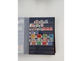 1920/2001, postfrischer, ungebrauchte und gestempelter Bestand in 8 großen Kartons, dabei Sammlungen Bund mit Posthorn, Berli