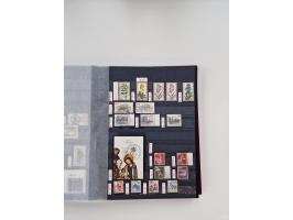 1920/2001, postfrischer, ungebrauchte und gestempelter Bestand in 8 großen Kartons, dabei Sammlungen Bund mit Posthorn, Berli