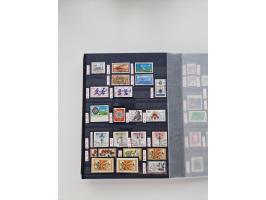 1920/2001, postfrischer, ungebrauchte und gestempelter Bestand in 8 großen Kartons, dabei Sammlungen Bund mit Posthorn, Berli