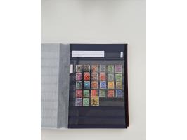 1920/2001, postfrischer, ungebrauchte und gestempelter Bestand in 8 großen Kartons, dabei Sammlungen Bund mit Posthorn, Berli