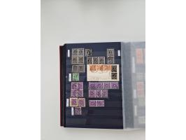 1920/2001, postfrischer, ungebrauchte und gestempelter Bestand in 8 großen Kartons, dabei Sammlungen Bund mit Posthorn, Berli