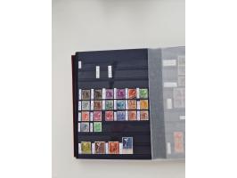 1920/2001, postfrischer, ungebrauchte und gestempelter Bestand in 8 großen Kartons, dabei Sammlungen Bund mit Posthorn, Berli