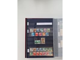 1920/2001, postfrischer, ungebrauchte und gestempelter Bestand in 8 großen Kartons, dabei Sammlungen Bund mit Posthorn, Berli