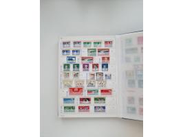 1920/2001, postfrischer, ungebrauchte und gestempelter Bestand in 8 großen Kartons, dabei Sammlungen Bund mit Posthorn, Berli