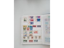 1920/2001, postfrischer, ungebrauchte und gestempelter Bestand in 8 großen Kartons, dabei Sammlungen Bund mit Posthorn, Berli