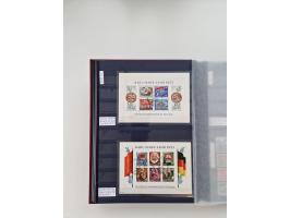 1920/2001, postfrischer, ungebrauchte und gestempelter Bestand in 8 großen Kartons, dabei Sammlungen Bund mit Posthorn, Berli