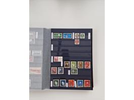 1920/2001, postfrischer, ungebrauchte und gestempelter Bestand in 8 großen Kartons, dabei Sammlungen Bund mit Posthorn, Berli