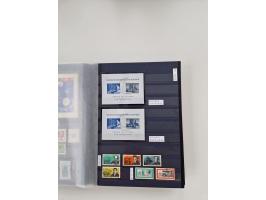 1920/2001, postfrischer, ungebrauchte und gestempelter Bestand in 8 großen Kartons, dabei Sammlungen Bund mit Posthorn, Berli