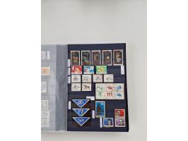 1920/2001, postfrischer, ungebrauchte und gestempelter Bestand in 8 großen Kartons, dabei Sammlungen Bund mit Posthorn, Berli