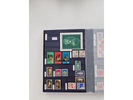 1920/2001, postfrischer, ungebrauchte und gestempelter Bestand in 8 großen Kartons, dabei Sammlungen Bund mit Posthorn, Berli