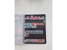 1920/2001, postfrischer, ungebrauchte und gestempelter Bestand in 8 großen Kartons, dabei Sammlungen Bund mit Posthorn, Berli