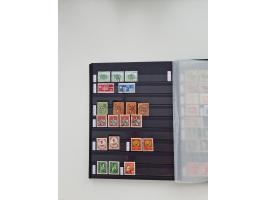 1920/2001, postfrischer, ungebrauchte und gestempelter Bestand in 8 großen Kartons, dabei Sammlungen Bund mit Posthorn, Berli