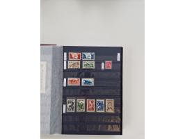 1920/2001, postfrischer, ungebrauchte und gestempelter Bestand in 8 großen Kartons, dabei Sammlungen Bund mit Posthorn, Berli