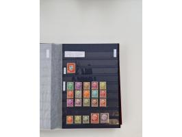 1920/2001, postfrischer, ungebrauchte und gestempelter Bestand in 8 großen Kartons, dabei Sammlungen Bund mit Posthorn, Berli