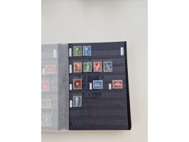 1920/2001, postfrischer, ungebrauchte und gestempelter Bestand in 8 großen Kartons, dabei Sammlungen Bund mit Posthorn, Berli