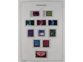 1945/97, postfrische und ganz wenig ungebrauchte Sammlungen, in den Hauptnummern komplett