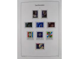 1945/97, postfrische und ganz wenig ungebrauchte Sammlungen, in den Hauptnummern komplett