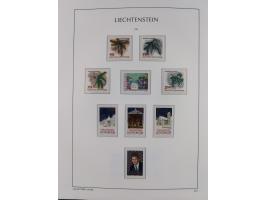 1945/97, postfrische und ganz wenig ungebrauchte Sammlungen, in den Hauptnummern komplett