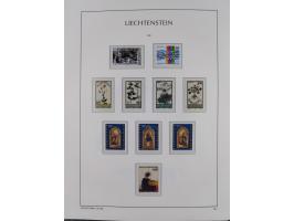 1945/97, postfrische und ganz wenig ungebrauchte Sammlungen, in den Hauptnummern komplett