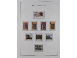 1945/97, postfrische und ganz wenig ungebrauchte Sammlungen, in den Hauptnummern komplett