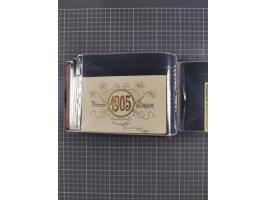 Glückwunschkarten Neujahr: 1900/14, Album mit 110 Lithos zum Thema Jahreszahlen", davon sind 104 St. geprägt