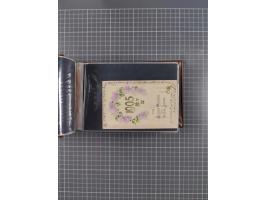 Glückwunschkarten Neujahr: 1900/14, Album mit 110 Lithos zum Thema Jahreszahlen", davon sind 104 St. geprägt