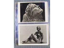 1933/45, Propaganda, Album mit 332 Propagandakarten: 275 Ansichtskarten mit etlichen besseren Stücken (1 Repro), 12 Gedenkblä