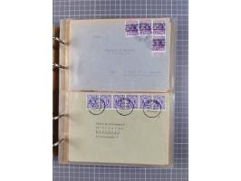 1903/80, &nbsp;Album mit 128 Mehrfachfrankaturen mit mindestens vier Marken, meistens aber mit mehr Marken (48 St. Ausland) d