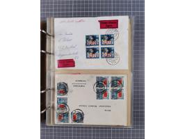 1903/80, &nbsp;Album mit 128 Mehrfachfrankaturen mit mindestens vier Marken, meistens aber mit mehr Marken (48 St. Ausland) d