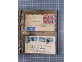 1903/80, &nbsp;Album mit 128 Mehrfachfrankaturen mit mindestens vier Marken, meistens aber mit mehr Marken (48 St. Ausland) d