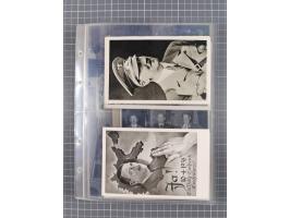 1933/45, Propaganda, 2 Alben mit 310 Belegen, alle zum Thema: A. Hitler, das Gesicht des Hauptkriegsverbrechers-verantwortlic