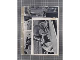 1933/45, Propaganda, 2 Alben mit 310 Belegen, alle zum Thema: A. Hitler, das Gesicht des Hauptkriegsverbrechers-verantwortlic