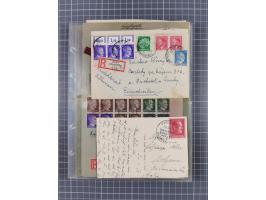 1933/45, Propaganda, 2 Alben mit 310 Belegen, alle zum Thema: A. Hitler, das Gesicht des Hauptkriegsverbrechers-verantwortlic