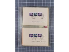 1933/45, Propaganda, 2 Alben mit 310 Belegen, alle zum Thema: A. Hitler, das Gesicht des Hauptkriegsverbrechers-verantwortlic