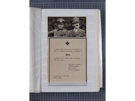 1933/45, Propaganda, 2 Alben mit 310 Belegen, alle zum Thema: A. Hitler, das Gesicht des Hauptkriegsverbrechers-verantwortlic