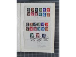 1933/45, Propaganda, 2 Alben mit 310 Belegen, alle zum Thema: A. Hitler, das Gesicht des Hauptkriegsverbrechers-verantwortlic