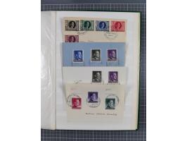 1933/45, Propaganda, 2 Alben mit 310 Belegen, alle zum Thema: A. Hitler, das Gesicht des Hauptkriegsverbrechers-verantwortlic