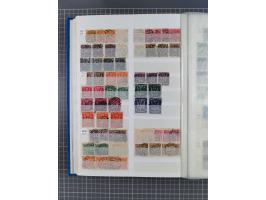 1872/1945, gestempelte Sammlung inkl. Dienstmarken und vieler Doubletten, Farben und Besonderheiten. Dabei netter Teil Brusts