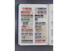 1872/1945, gestempelte Sammlung inkl. Dienstmarken und vieler Doubletten, Farben und Besonderheiten. Dabei netter Teil Brusts