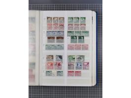 1872/1945, gestempelte Sammlung inkl. Dienstmarken und vieler Doubletten, Farben und Besonderheiten. Dabei netter Teil Brusts