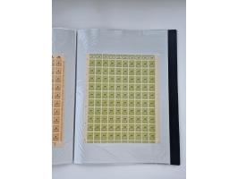1922/23, Bestand von rund 390 Bogen, dabei OPD-Drucke und bessere wie 330B mehrfach und 334B, teils fehlerhaft bzw. gefaltet/