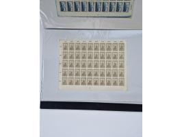 1922/23, Bestand von rund 390 Bogen, dabei OPD-Drucke und bessere wie 330B mehrfach und 334B, teils fehlerhaft bzw. gefaltet/