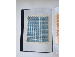 1922/23, Bestand von rund 390 Bogen, dabei OPD-Drucke und bessere wie 330B mehrfach und 334B, teils fehlerhaft bzw. gefaltet/