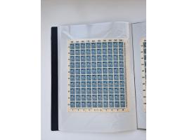 1922/23, Bestand von rund 390 Bogen, dabei OPD-Drucke und bessere wie 330B mehrfach und 334B, teils fehlerhaft bzw. gefaltet/