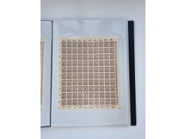 1922/23, Bestand von rund 390 Bogen, dabei OPD-Drucke und bessere wie 330B mehrfach und 334B, teils fehlerhaft bzw. gefaltet/