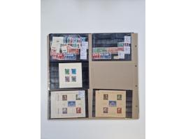 1923/60, umfangreicher ungebraucht/postfrischer und gestempelter Händler-Bestand ab Weimar bis Bund/Berlin und DDR mit besser