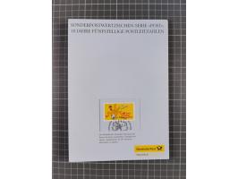 1940/2014(ca.), vorwiegend postfrische Sammlungen, dabei Französische Zone inkl. Mi.-Nr. 46II postfrisch, Bizone Mi.-Nr. 52-6